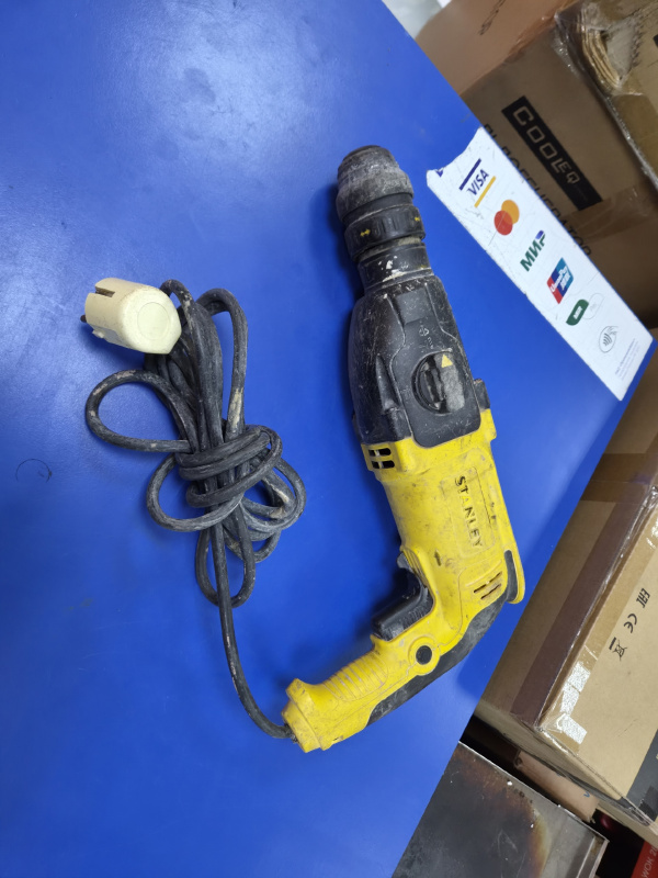 Перфоратор Stanley SHR26
