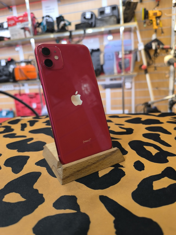 Мобильный телефон Apple iPhone 11