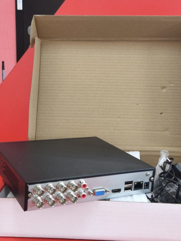 регистратор   ajhua  DH-XVR1BO4H